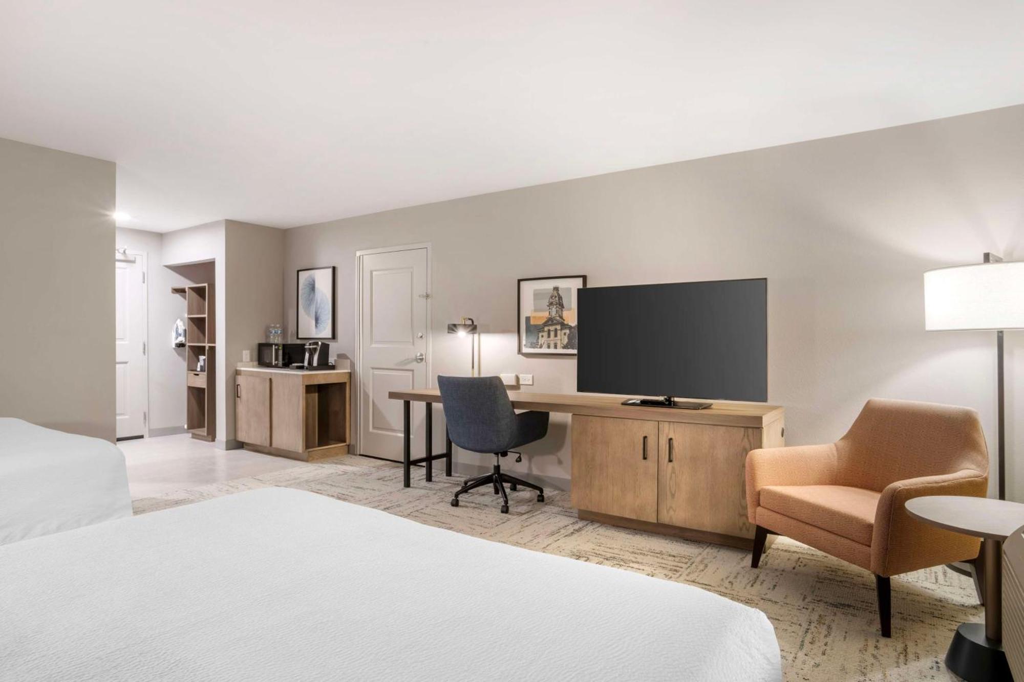 Hilton Garden Inn Charlotte/קונקורד מראה חיצוני תמונה