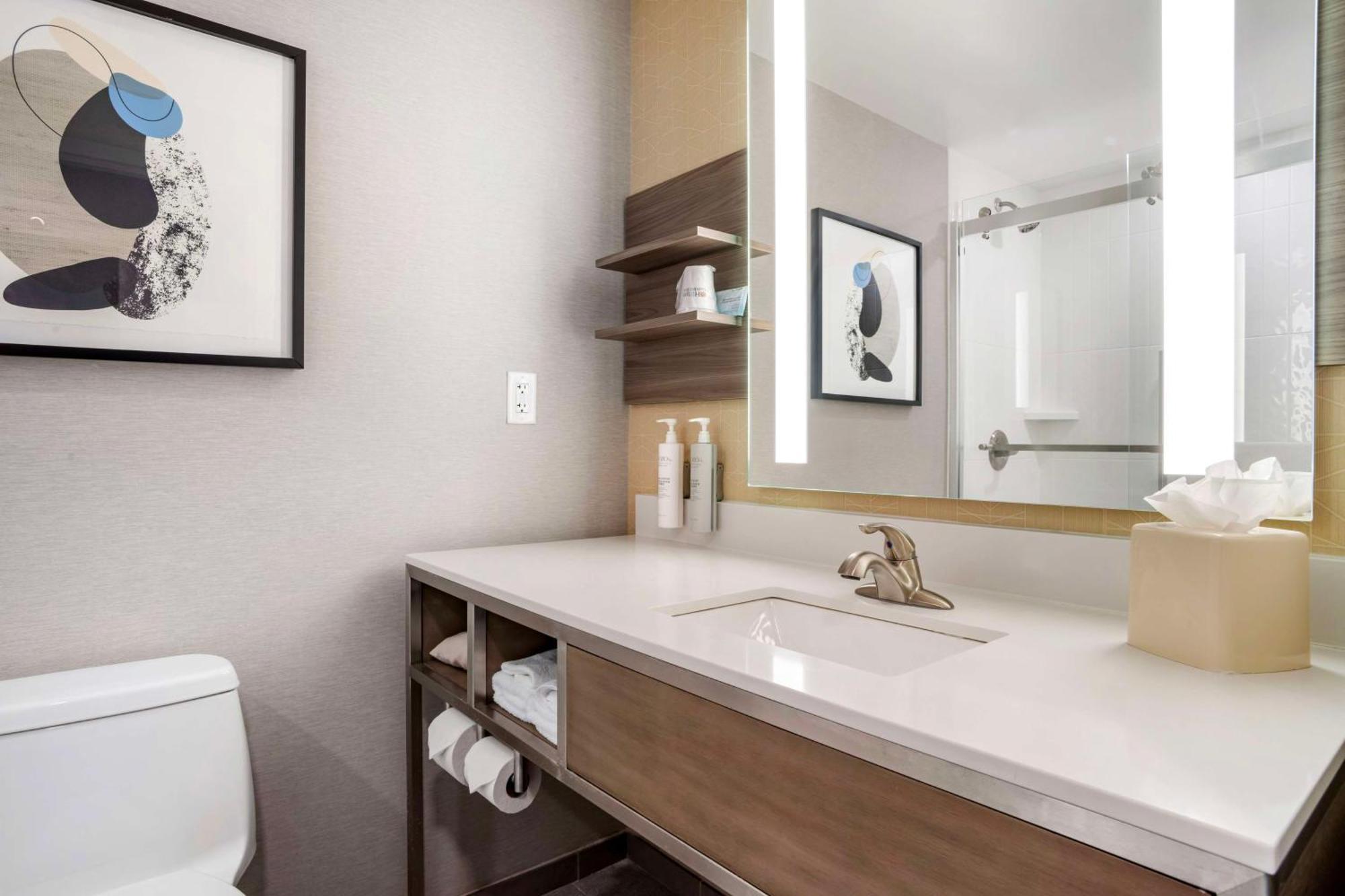 Hilton Garden Inn Charlotte/קונקורד מראה חיצוני תמונה